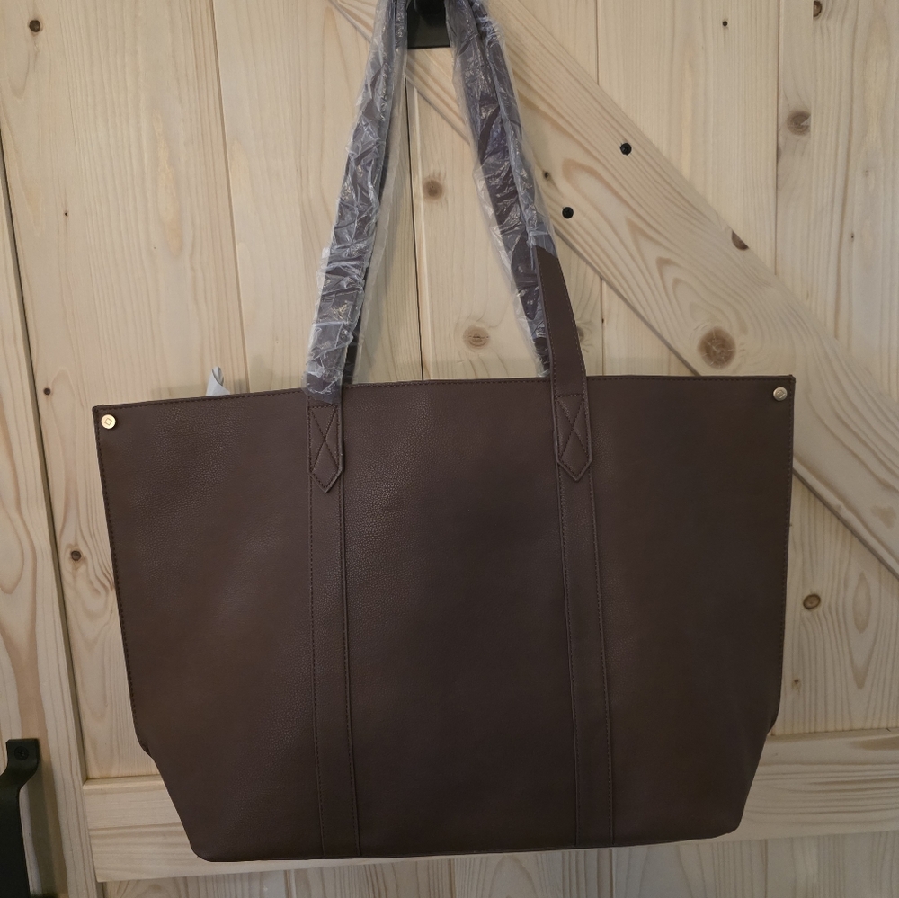 Thirty-One Brown Leather Tote Bag with Structured Design